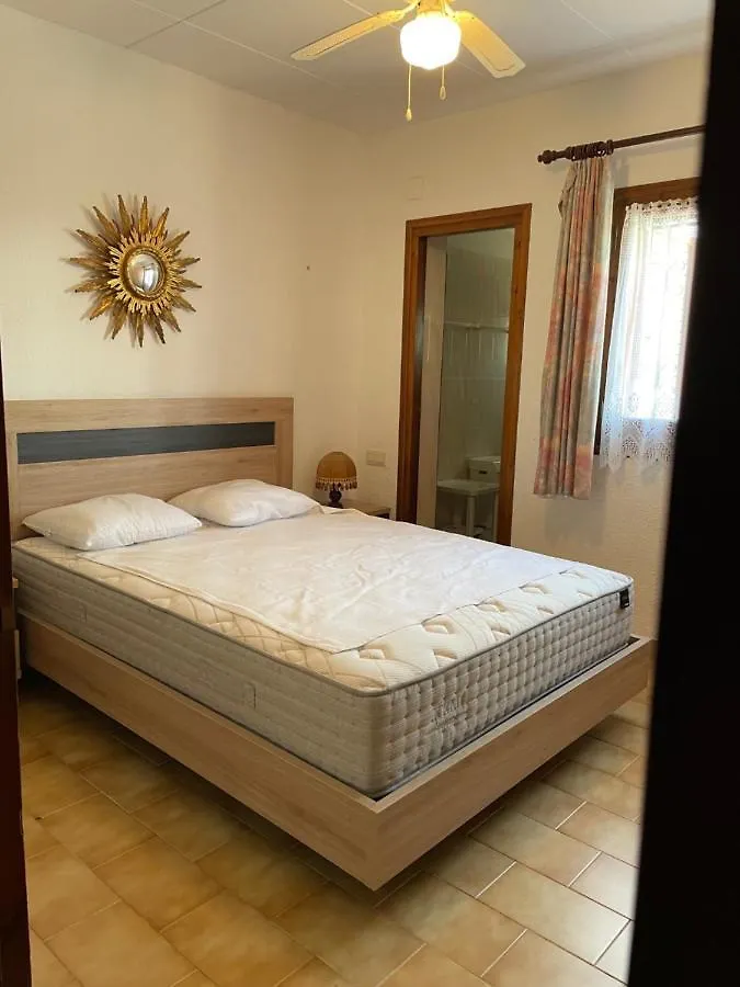 Chalet Con Piscina L'Ampolla