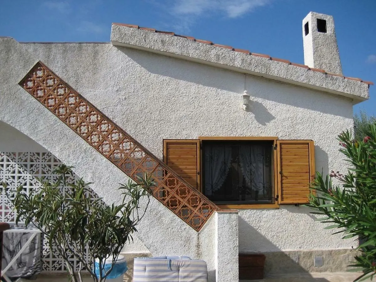 Chalet Con Piscina L'Ampolla 0*,